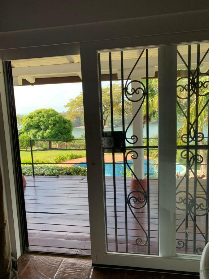 ボカ・チカ Boca Brava Paradise Bed & Breakfast エクステリア 写真